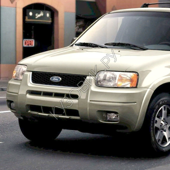 Бампер передний в цвет кузова Ford Escape 1 (2001-2007)